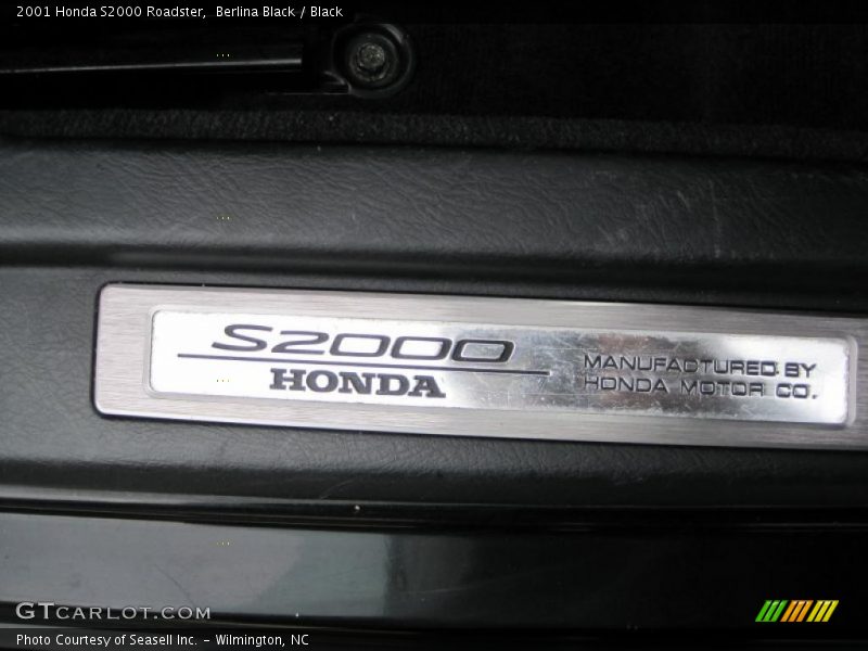  2001 S2000 Roadster Logo