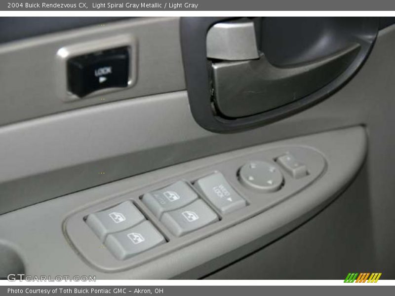 Light Spiral Gray Metallic / Light Gray 2004 Buick Rendezvous CX