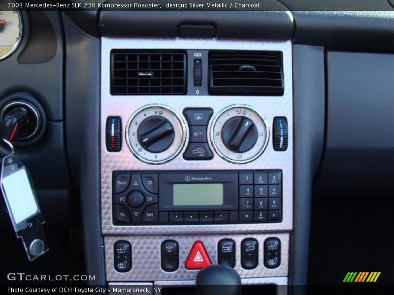 Controls of 2003 SLK 230 Kompressor Roadster