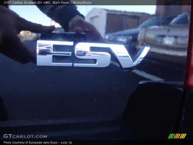 Black Raven / Ebony/Ebony 2007 Cadillac Escalade ESV AWD