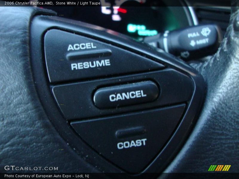 Stone White / Light Taupe 2006 Chrysler Pacifica AWD