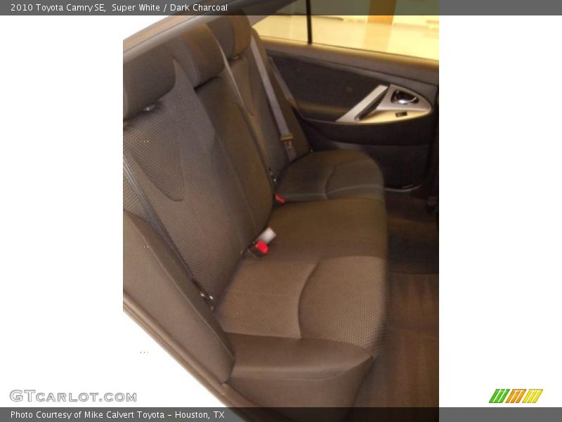 Super White / Dark Charcoal 2010 Toyota Camry SE