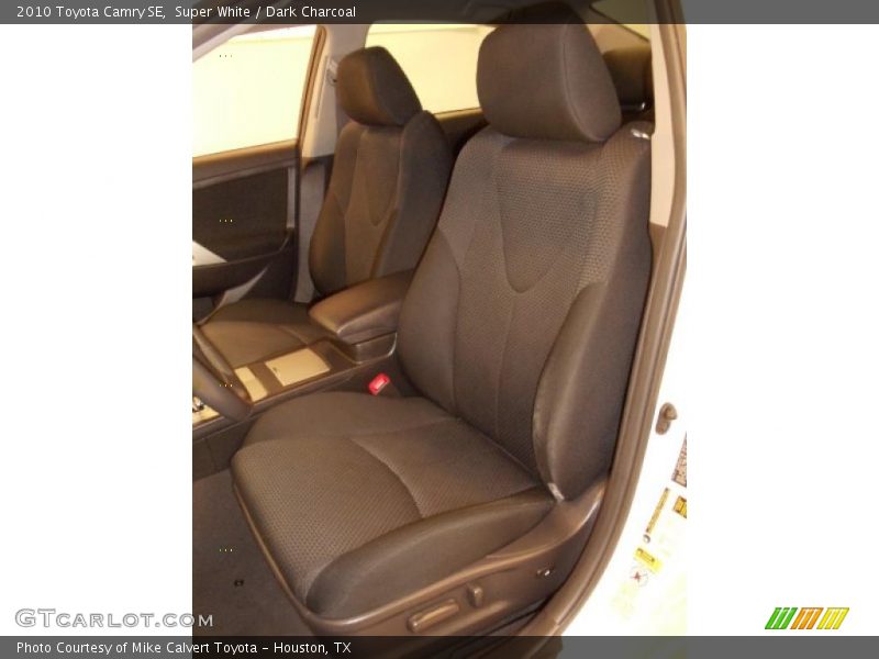 Super White / Dark Charcoal 2010 Toyota Camry SE