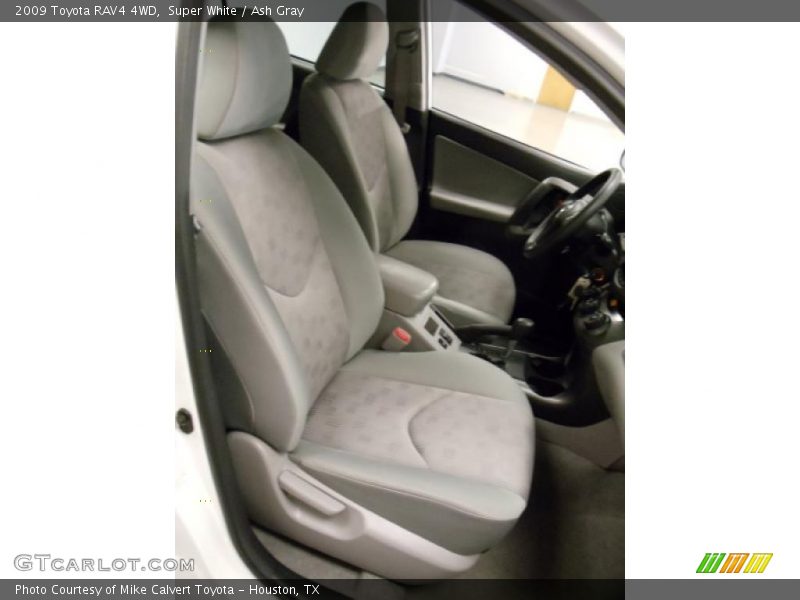 Super White / Ash Gray 2009 Toyota RAV4 4WD