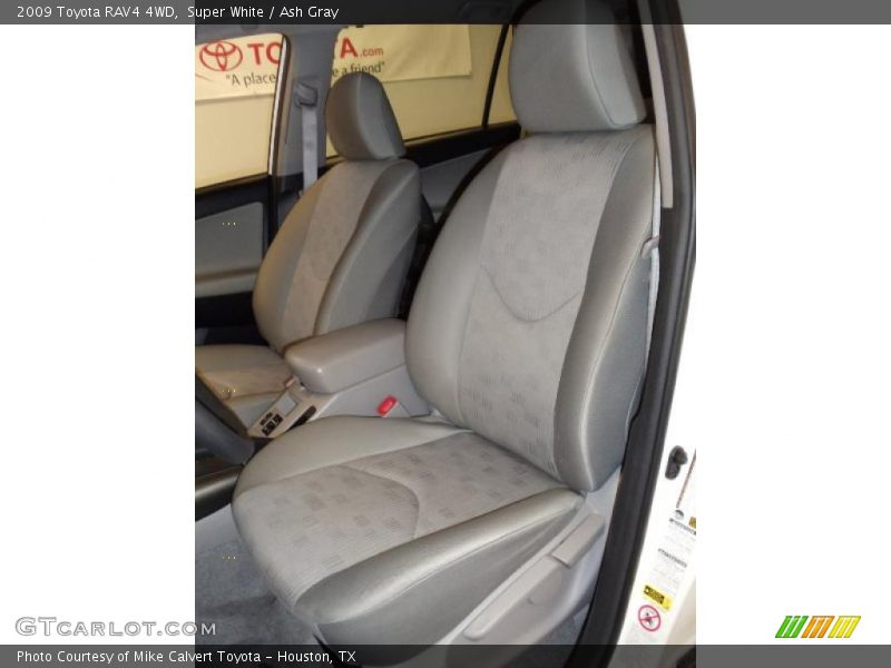 Super White / Ash Gray 2009 Toyota RAV4 4WD
