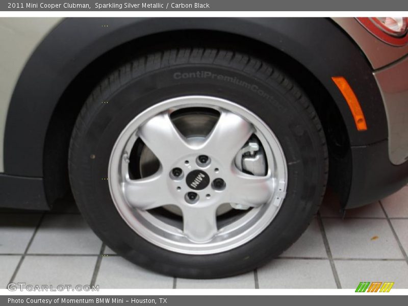 Sparkling Silver Metallic / Carbon Black 2011 Mini Cooper Clubman