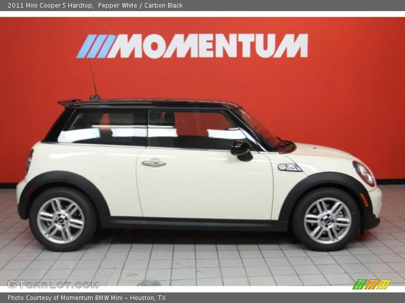 Pepper White / Carbon Black 2011 Mini Cooper S Hardtop