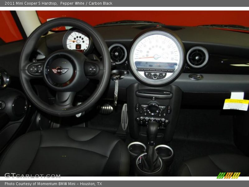 Pepper White / Carbon Black 2011 Mini Cooper S Hardtop