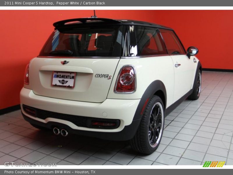 Pepper White / Carbon Black 2011 Mini Cooper S Hardtop