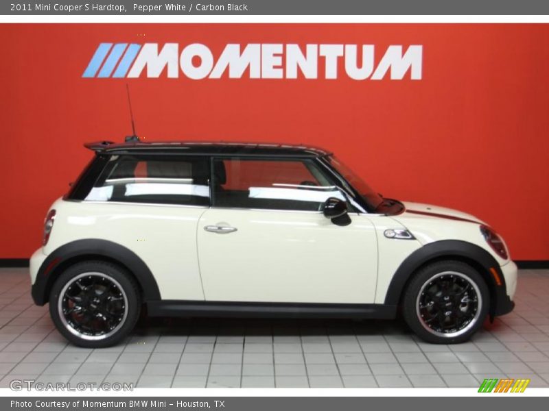 Pepper White / Carbon Black 2011 Mini Cooper S Hardtop