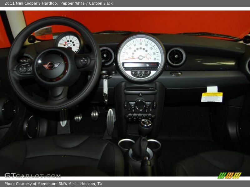 Pepper White / Carbon Black 2011 Mini Cooper S Hardtop