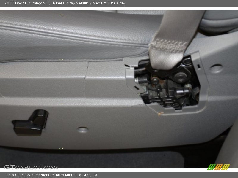 Mineral Gray Metallic / Medium Slate Gray 2005 Dodge Durango SLT