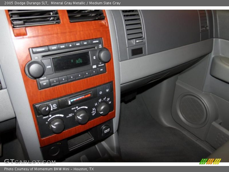 Mineral Gray Metallic / Medium Slate Gray 2005 Dodge Durango SLT