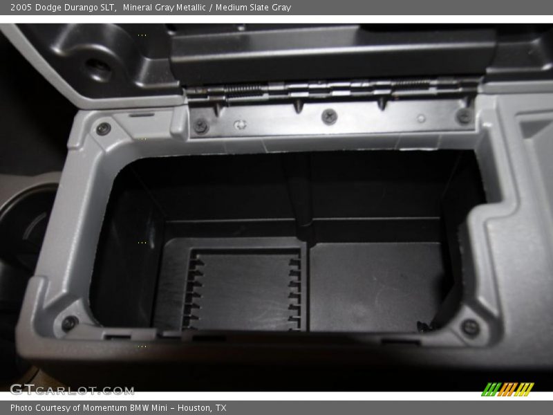 Mineral Gray Metallic / Medium Slate Gray 2005 Dodge Durango SLT