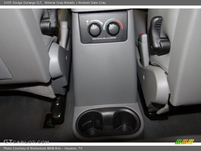 Mineral Gray Metallic / Medium Slate Gray 2005 Dodge Durango SLT