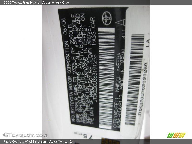 Super White / Gray 2006 Toyota Prius Hybrid