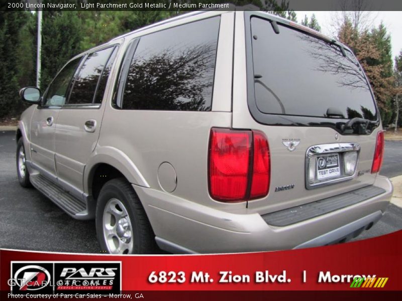 Light Parchment Gold Metallic / Medium Parchment 2000 Lincoln Navigator