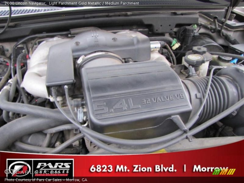 Light Parchment Gold Metallic / Medium Parchment 2000 Lincoln Navigator