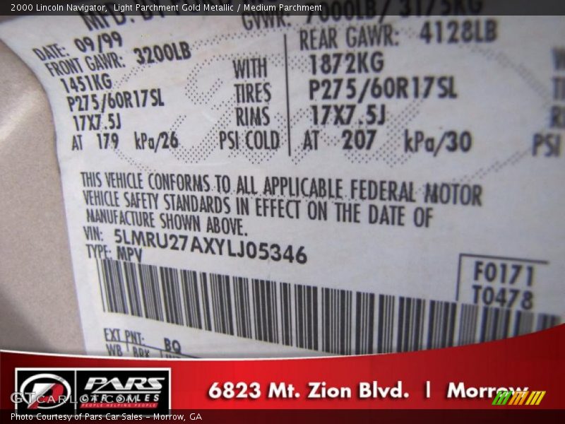 Light Parchment Gold Metallic / Medium Parchment 2000 Lincoln Navigator