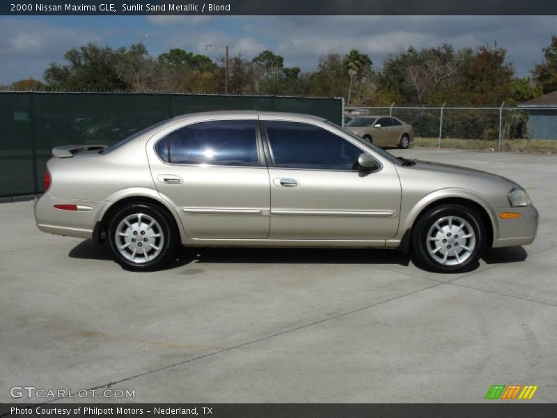Sunlit Sand Metallic / Blond 2000 Nissan Maxima GLE