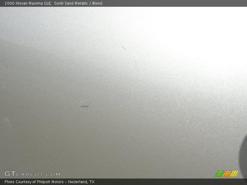 Sunlit Sand Metallic / Blond 2000 Nissan Maxima GLE