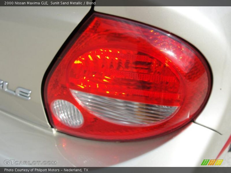 Sunlit Sand Metallic / Blond 2000 Nissan Maxima GLE