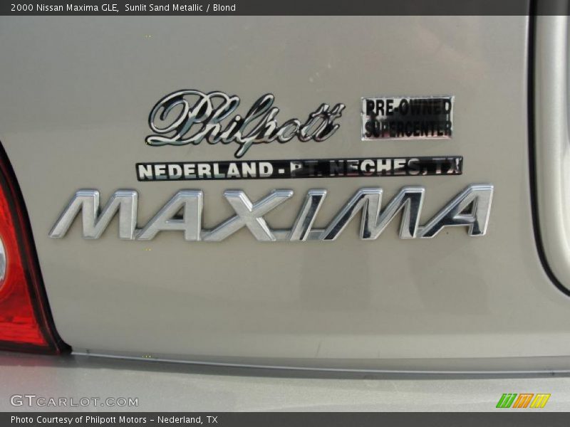 Sunlit Sand Metallic / Blond 2000 Nissan Maxima GLE