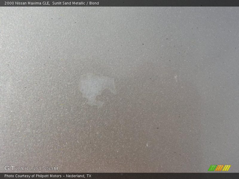 Sunlit Sand Metallic / Blond 2000 Nissan Maxima GLE