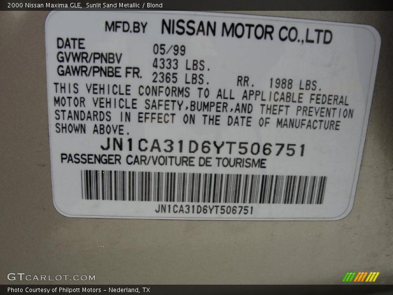 Sunlit Sand Metallic / Blond 2000 Nissan Maxima GLE
