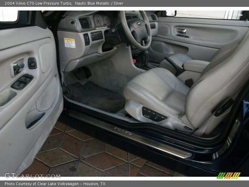  2004 C70 Low Pressure Turbo Silver Interior