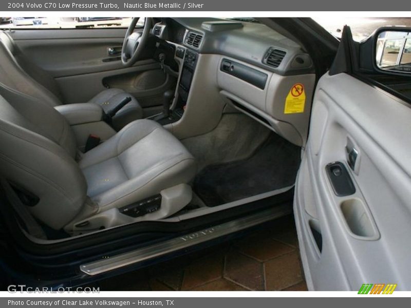  2004 C70 Low Pressure Turbo Silver Interior
