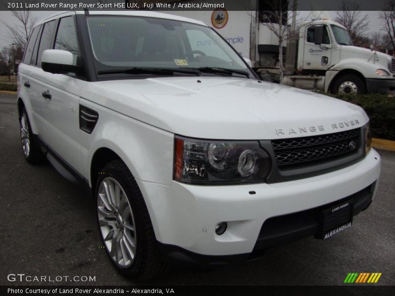 Front 3/4 View of 2011 Range Rover Sport HSE LUX