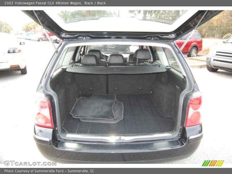  2002 Passat GLX 4Motion Wagon Trunk
