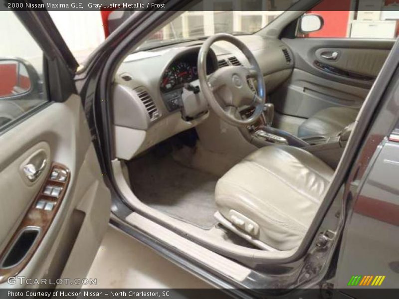 Gray Lustre Metallic / Frost 2000 Nissan Maxima GLE