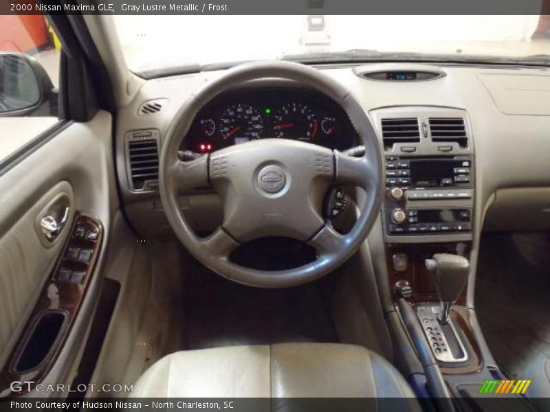 Gray Lustre Metallic / Frost 2000 Nissan Maxima GLE