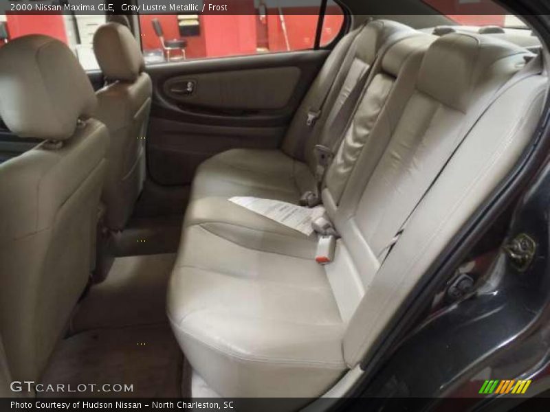 Gray Lustre Metallic / Frost 2000 Nissan Maxima GLE