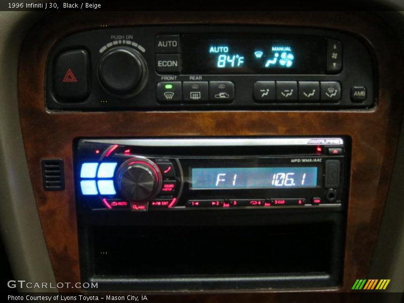 Black / Beige 1996 Infiniti J 30