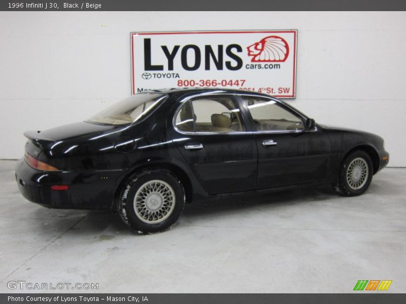 Black / Beige 1996 Infiniti J 30