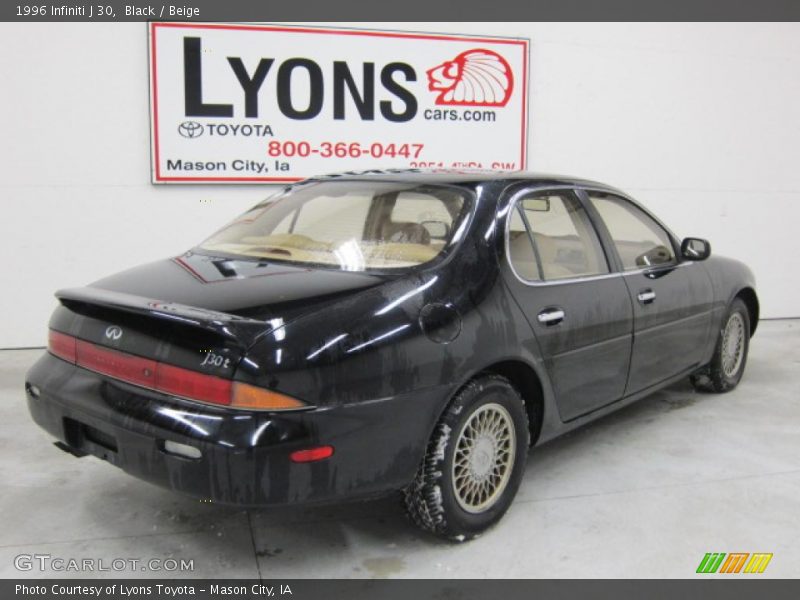 Black / Beige 1996 Infiniti J 30