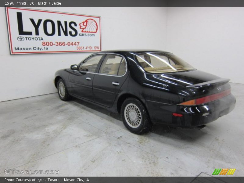Black / Beige 1996 Infiniti J 30