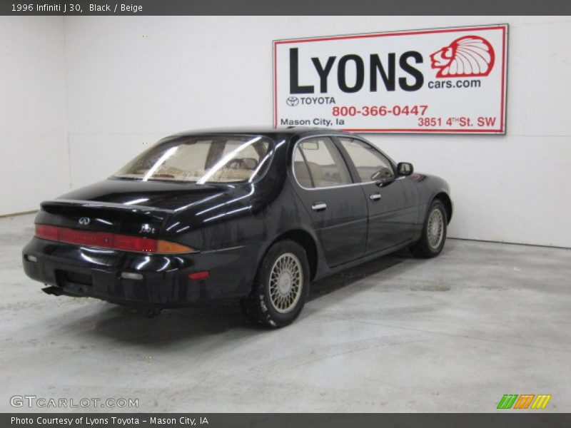 Black / Beige 1996 Infiniti J 30