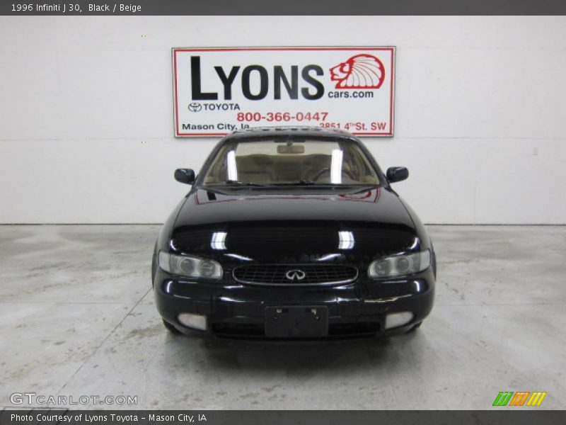 Black / Beige 1996 Infiniti J 30