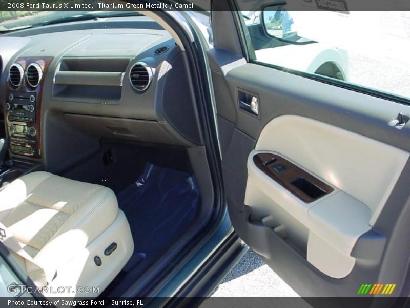 Titanium Green Metallic / Camel 2008 Ford Taurus X Limited