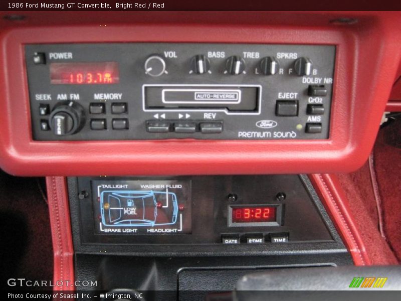 Controls of 1986 Mustang GT Convertible