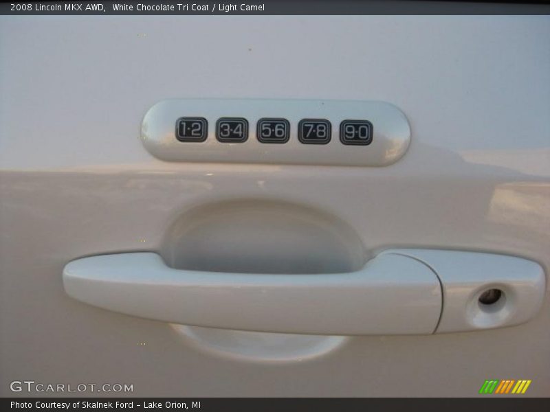 White Chocolate Tri Coat / Light Camel 2008 Lincoln MKX AWD