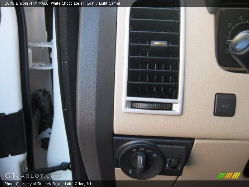 White Chocolate Tri Coat / Light Camel 2008 Lincoln MKX AWD