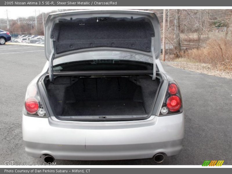 Sheer Silver Metallic / Charcoal/Red 2005 Nissan Altima 3.5 SE-R