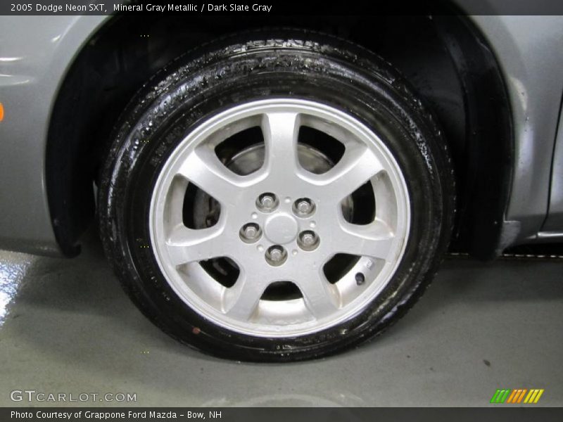 Mineral Gray Metallic / Dark Slate Gray 2005 Dodge Neon SXT