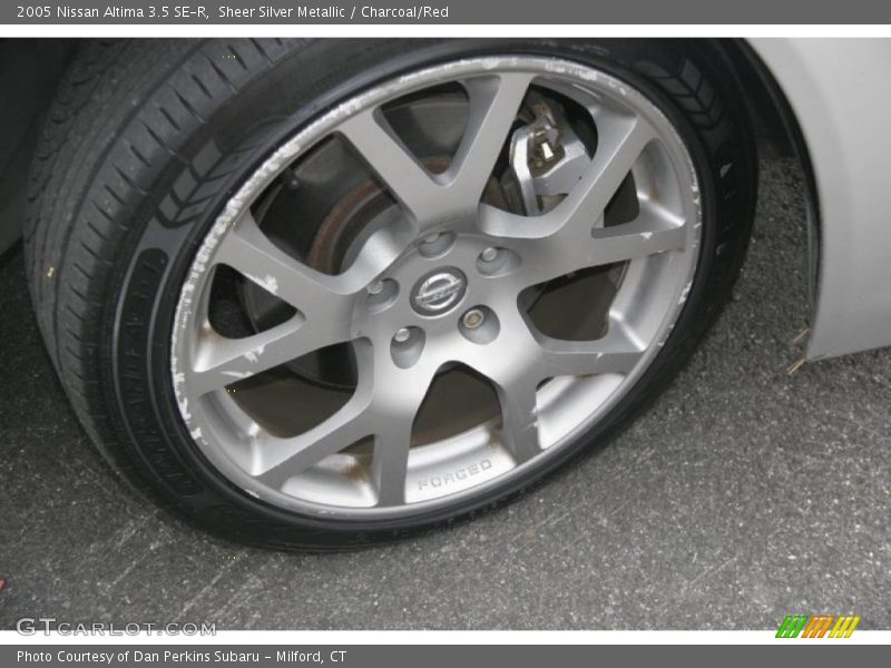 Sheer Silver Metallic / Charcoal/Red 2005 Nissan Altima 3.5 SE-R