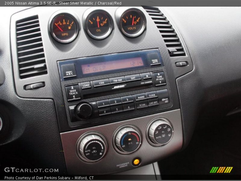 Controls of 2005 Altima 3.5 SE-R